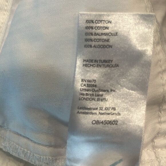 Nwt We The Free destructed white shorts - Picture 9 of 9